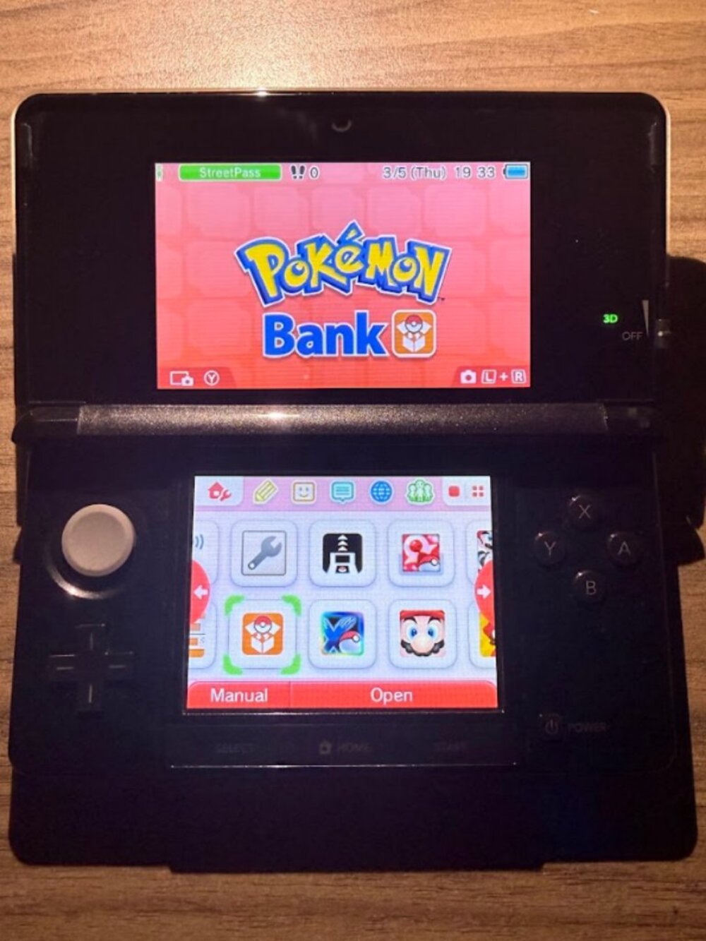 Nintendo 3DS Console Black with Pokemon Bank, Poke Transporter & Games